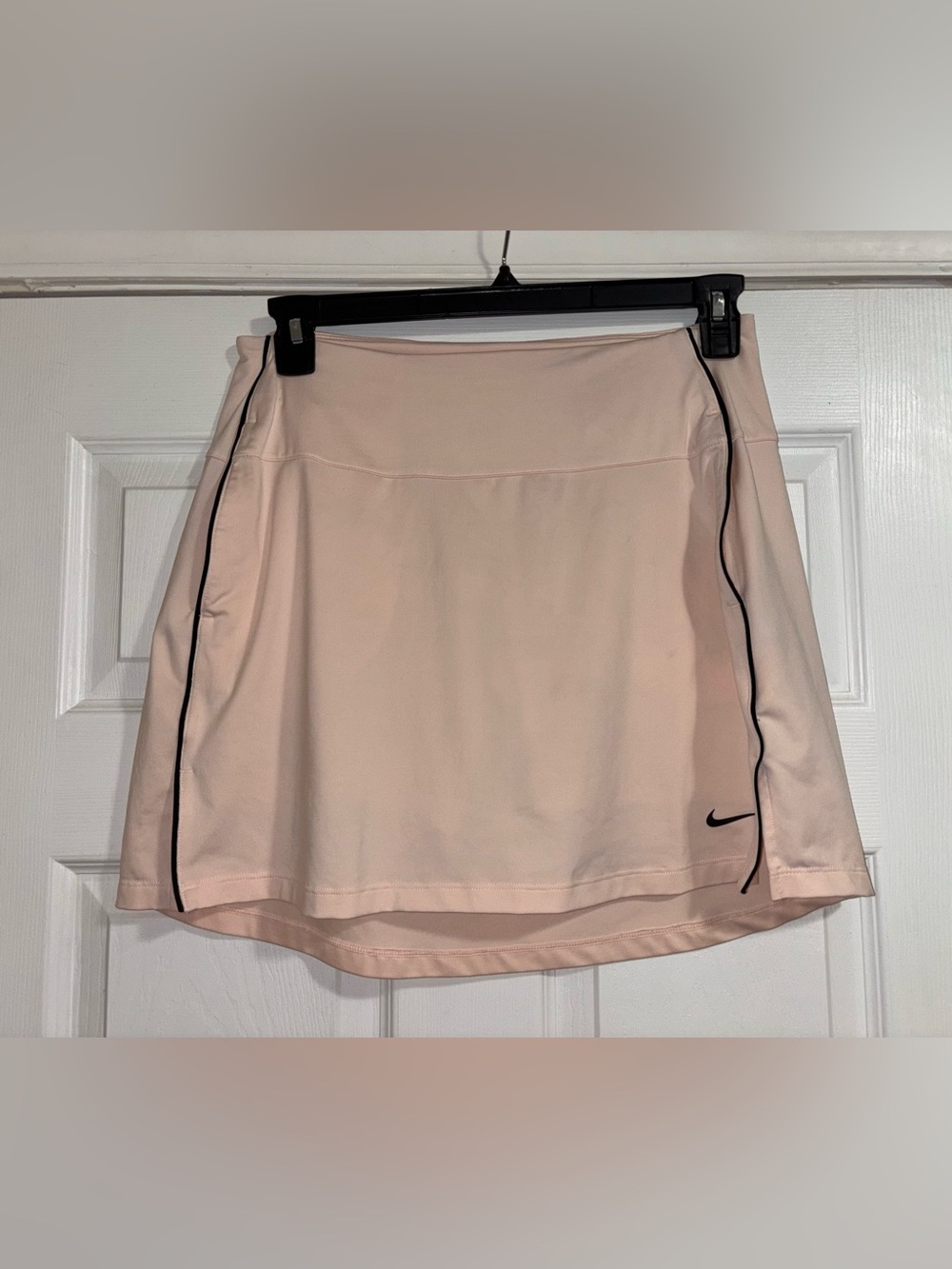 Nike Skorts Size Medium Pink